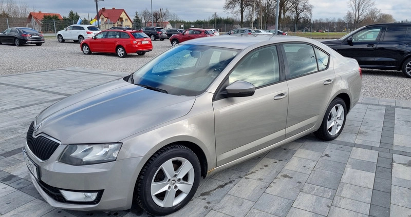 Skoda Octavia cena 22500 przebieg: 333569, rok produkcji 2014 z Pełczyce małe 172